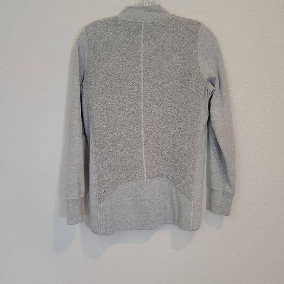 Lululemon Women's Stand Out Sherpa Fleece Jacket Heathered Grey Size 4 - Picture 2 of 9
